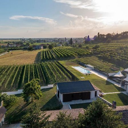 Meridiano Cividale Del Friuli Bagian luar foto